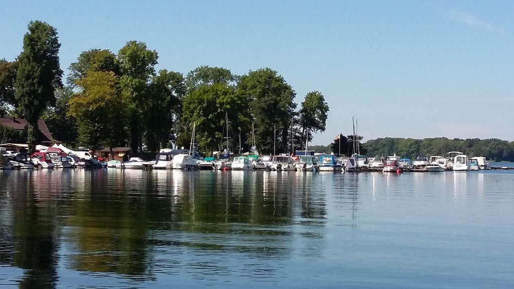 Ferienwohnung Am Schweriner See Raben Steinfeld Exteriér fotografie